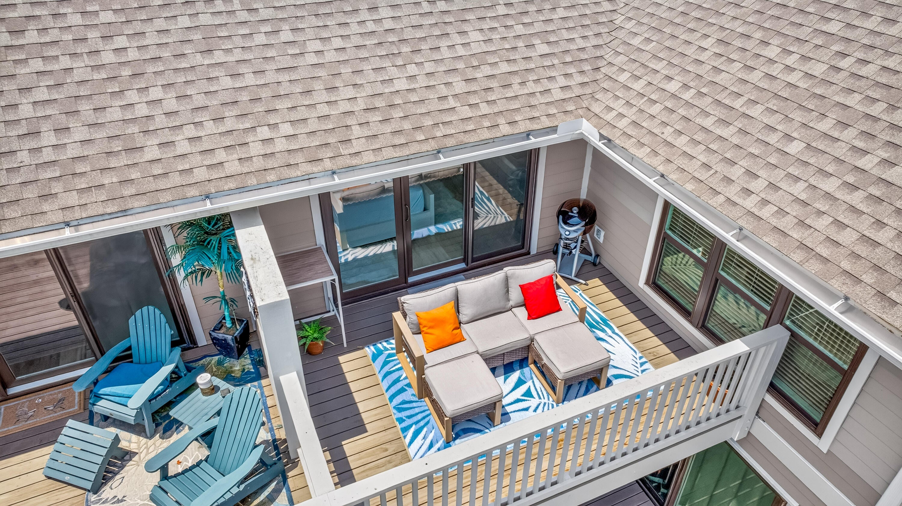 HARBOUR POINT CONDO - Residential