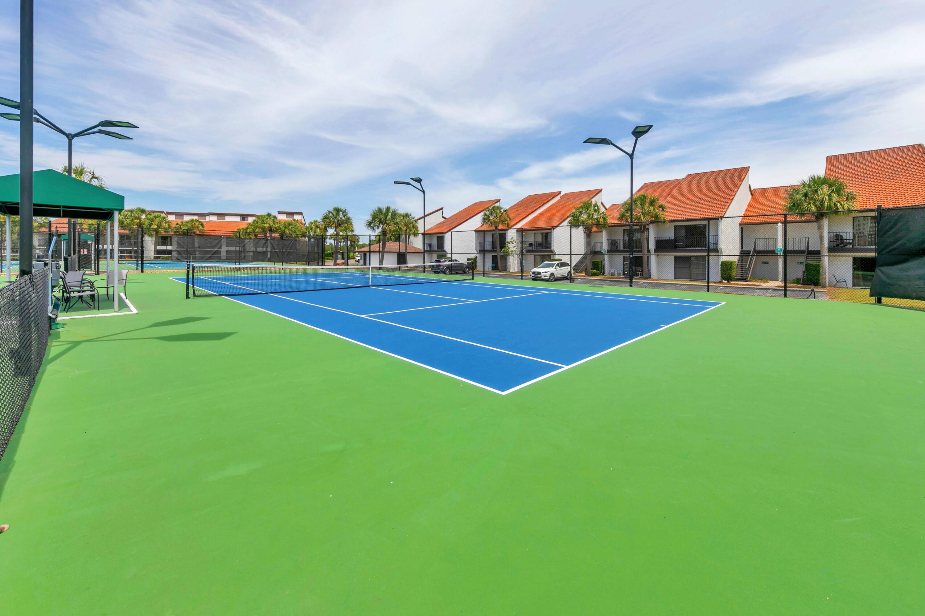 River Oaks Tennis Villas - Residential