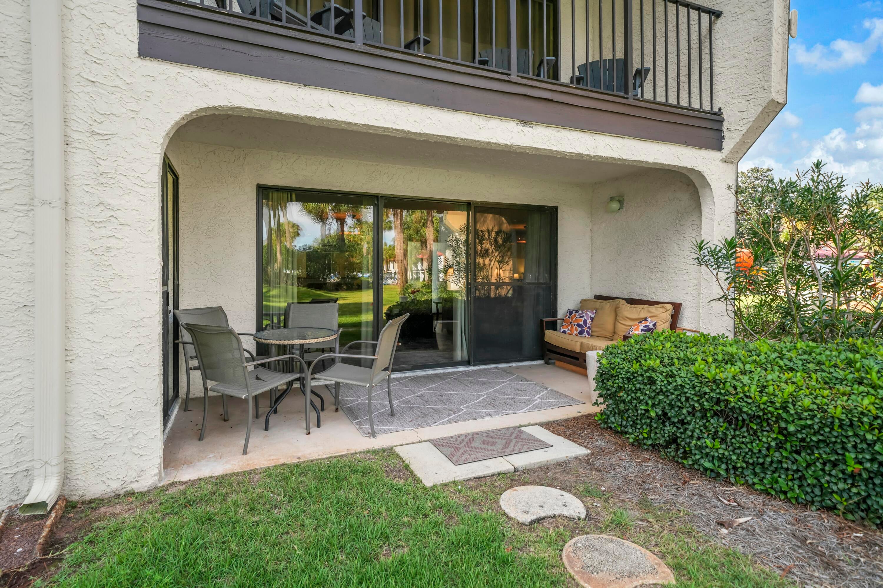 River Oaks Tennis Villas - Residential