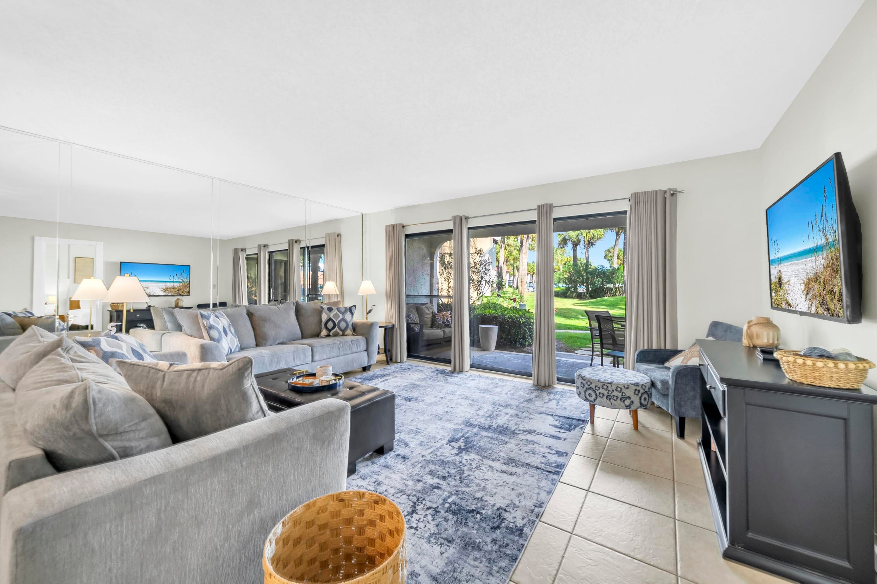 River Oaks Tennis Villas - Residential