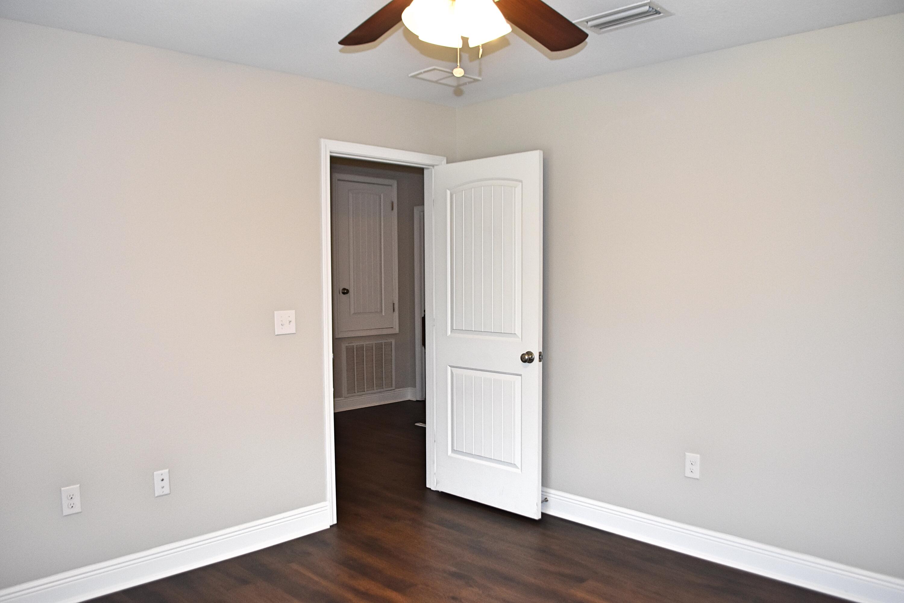 HAMMOCK BAY - Residential Lease