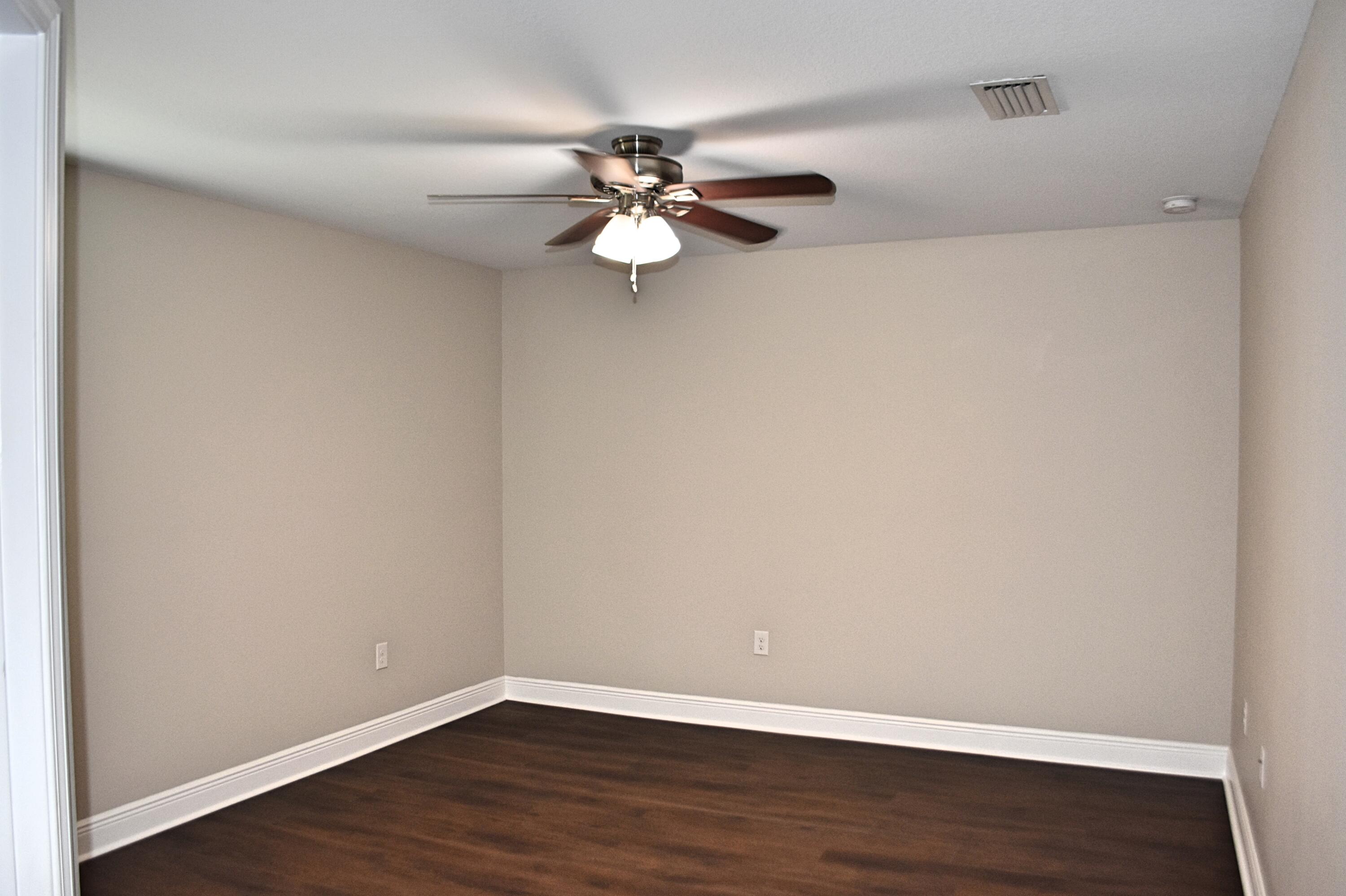 HAMMOCK BAY - Residential Lease