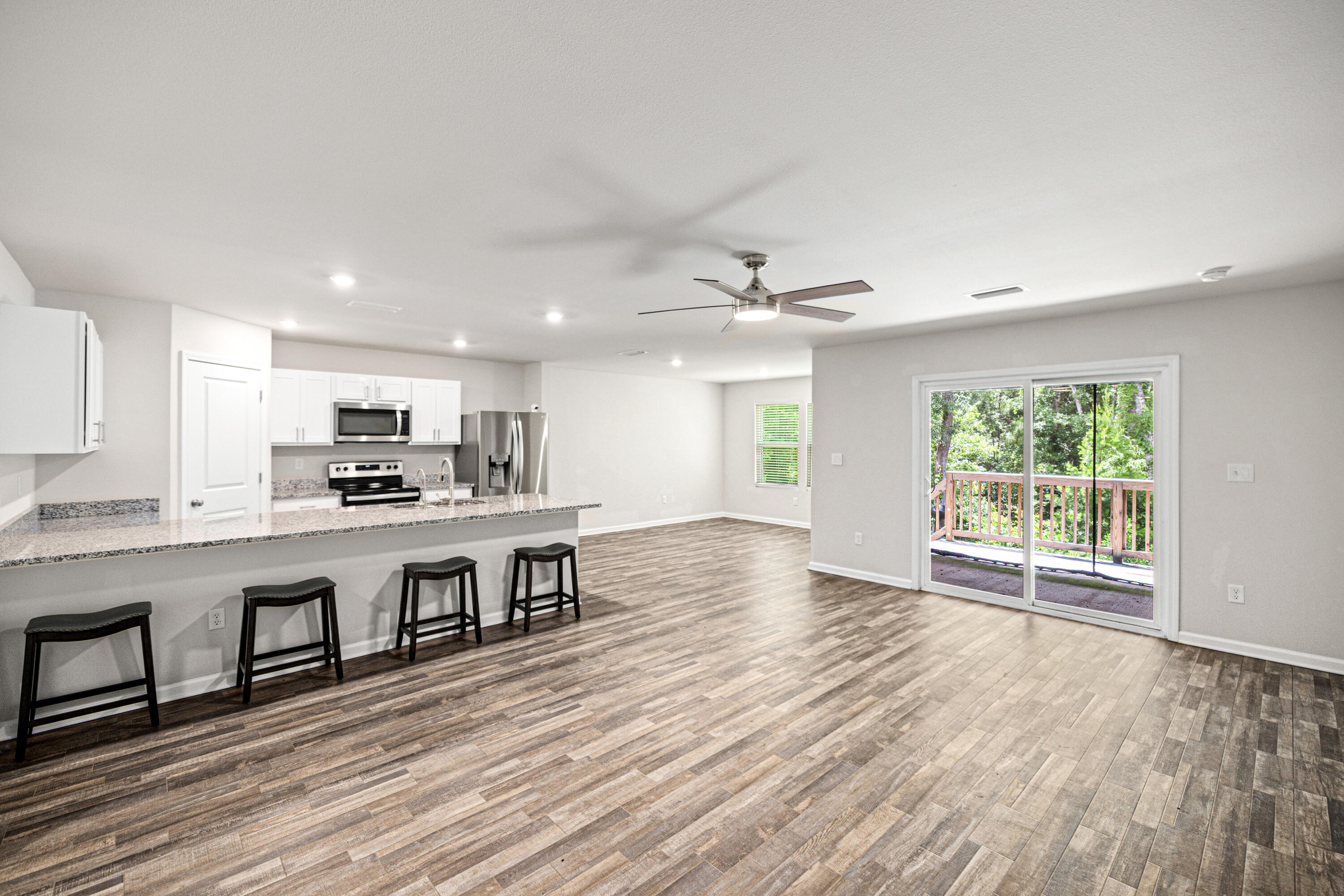 RIVERWALK PH I - Residential