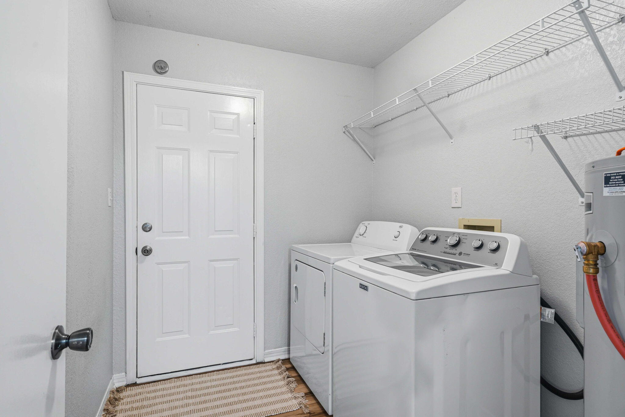 HOLLEY BY THE SEA - Residential
