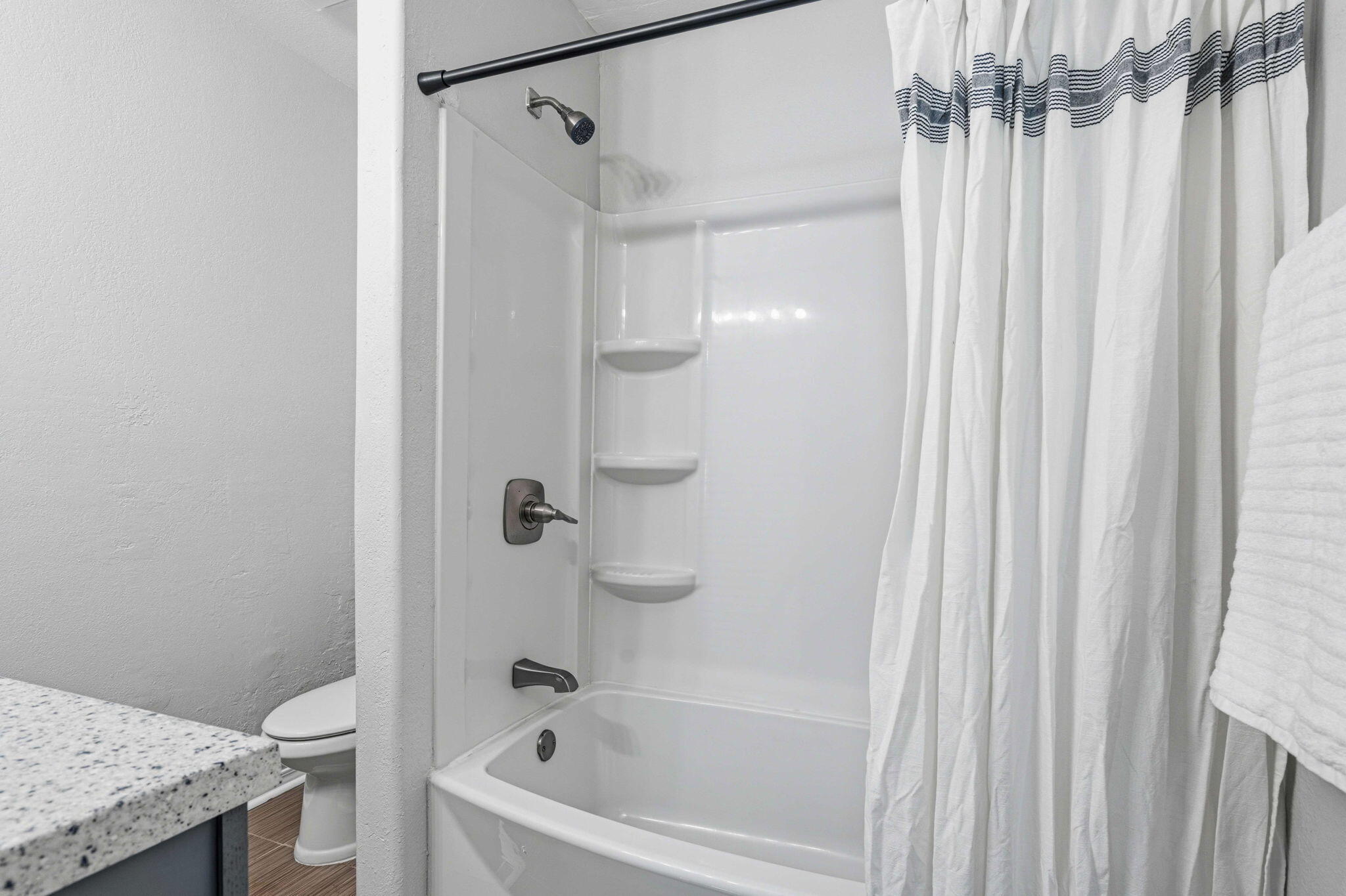 HOLLEY BY THE SEA - Residential