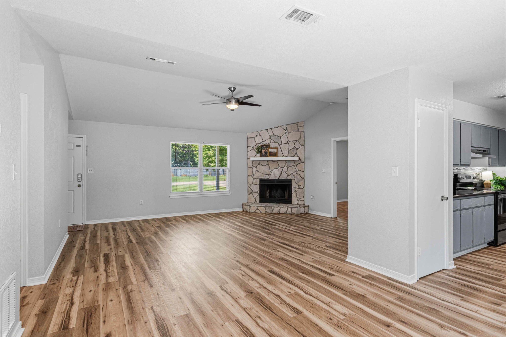 HOLLEY BY THE SEA - Residential