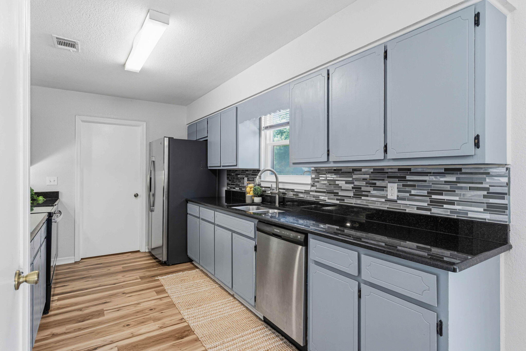HOLLEY BY THE SEA - Residential