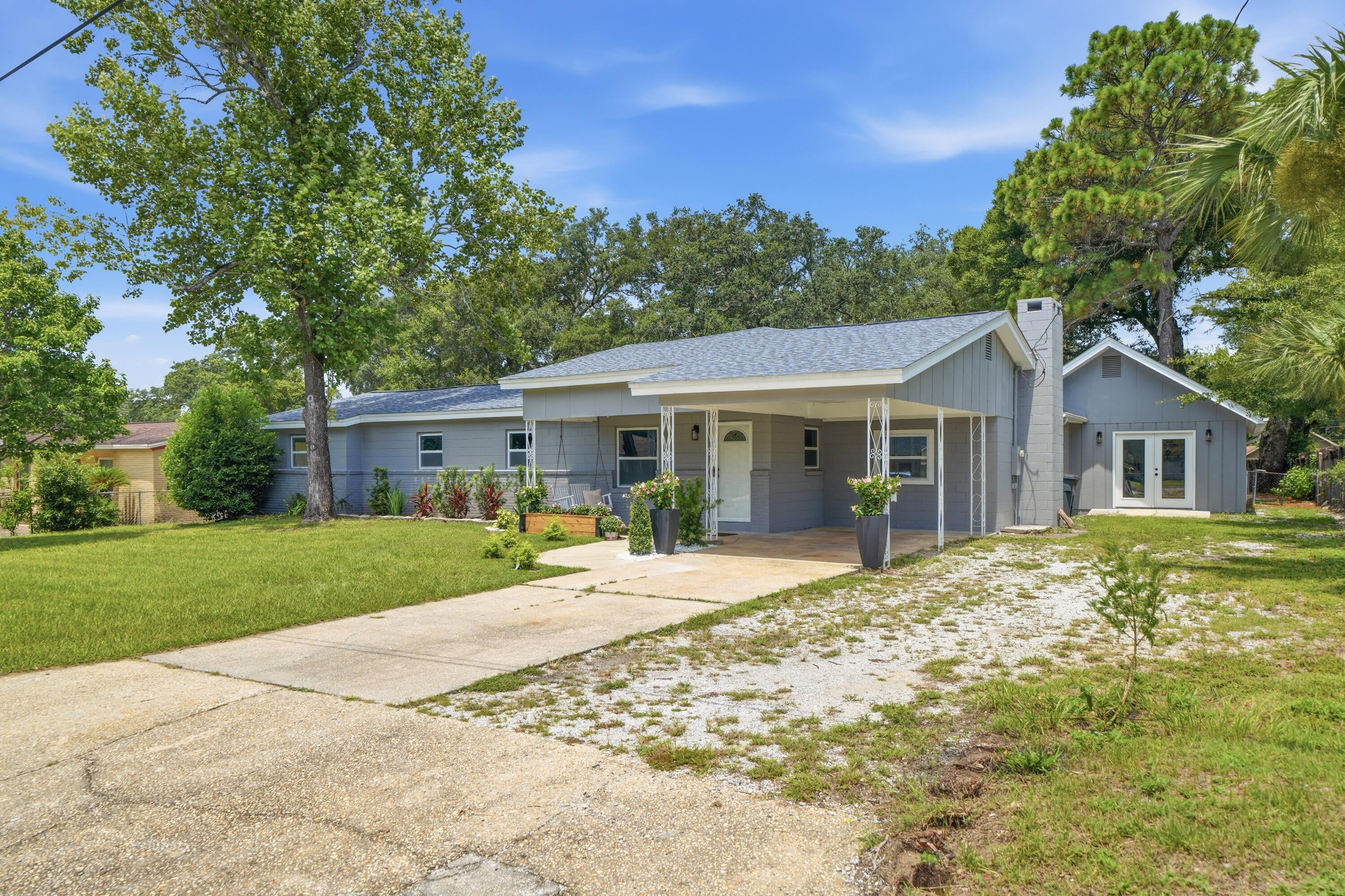 HIGHLAND PARKS - Residential