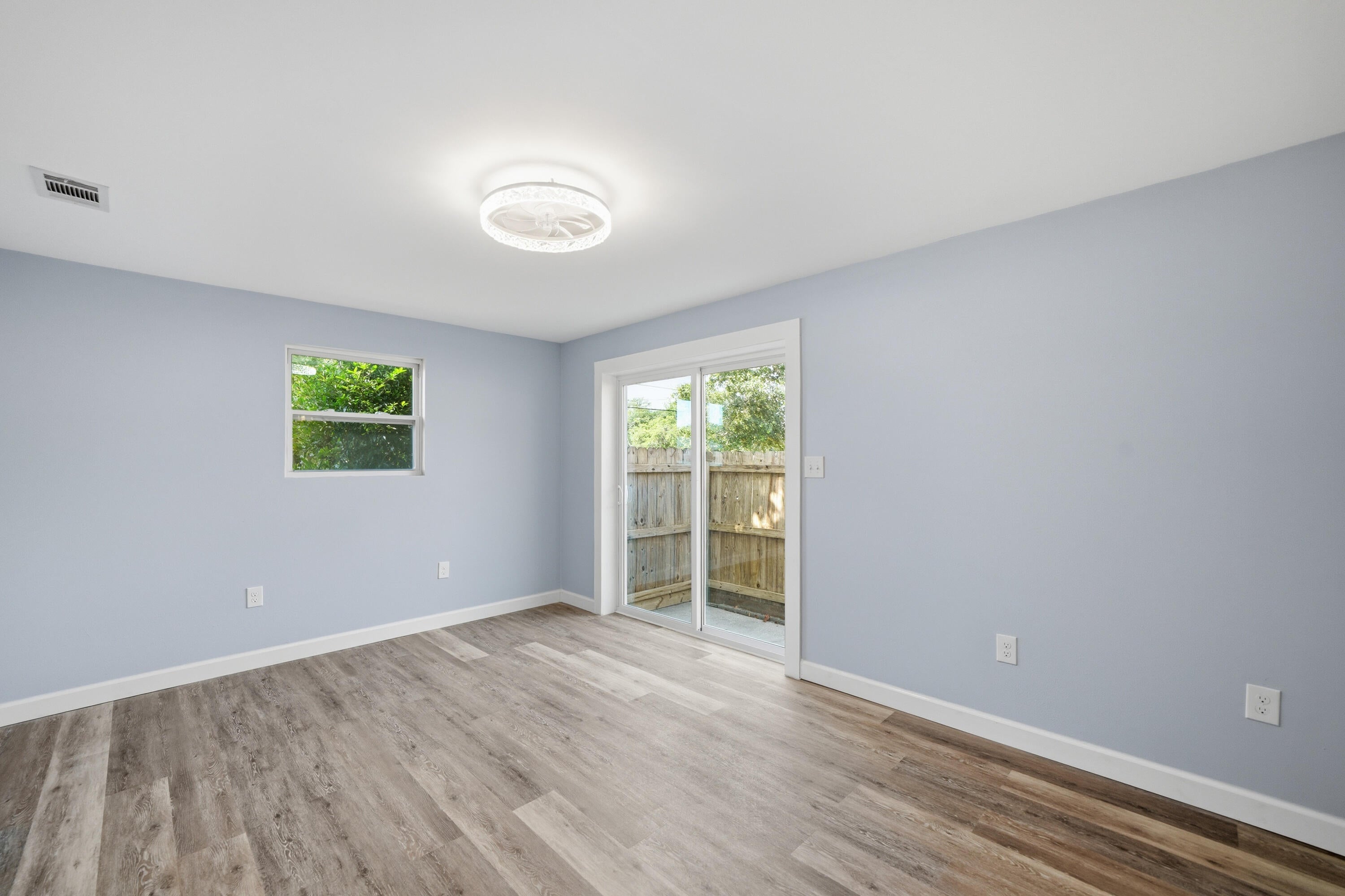 HIGHLAND PARKS - Residential