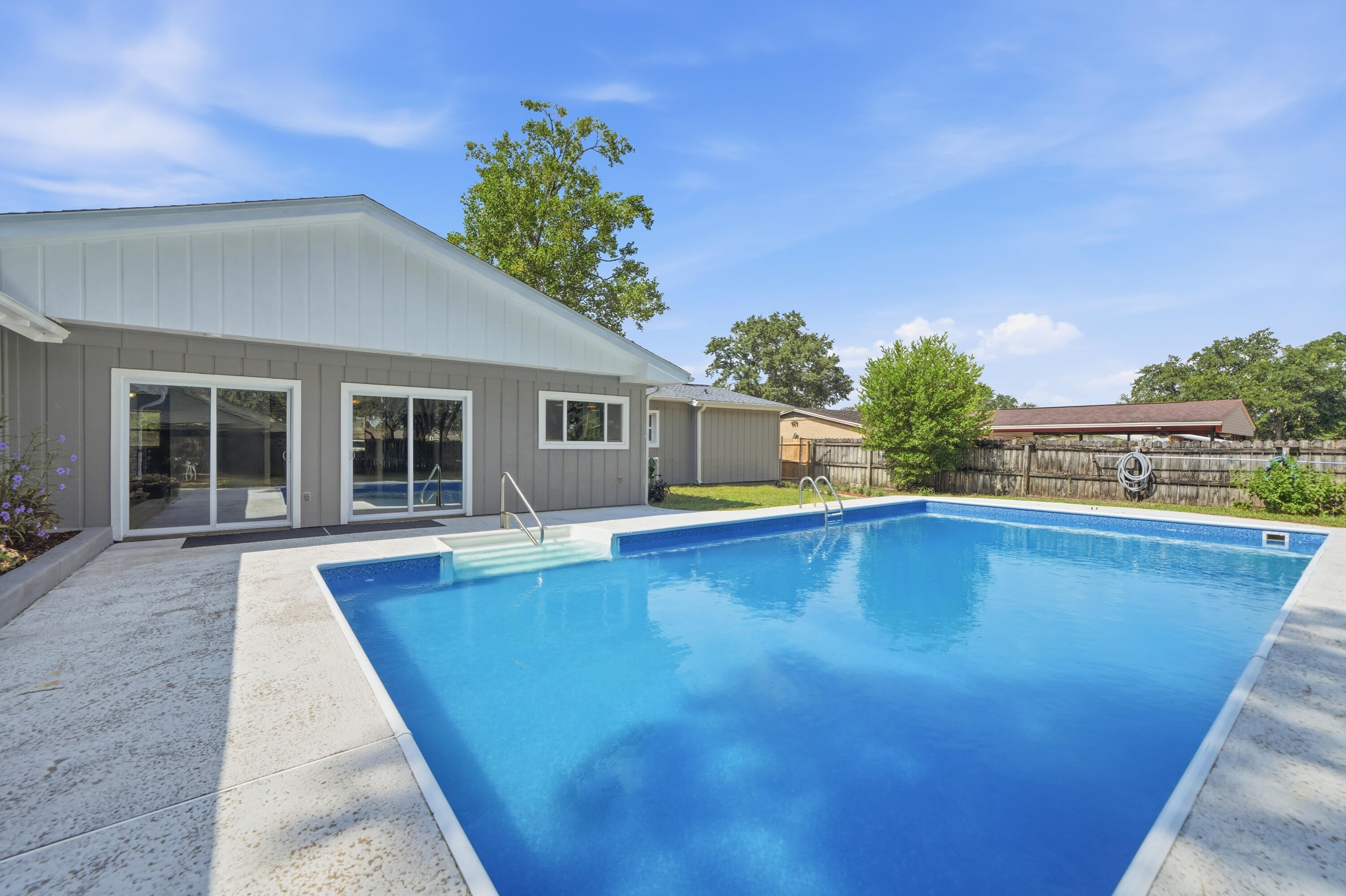 HIGHLAND PARKS - Residential
