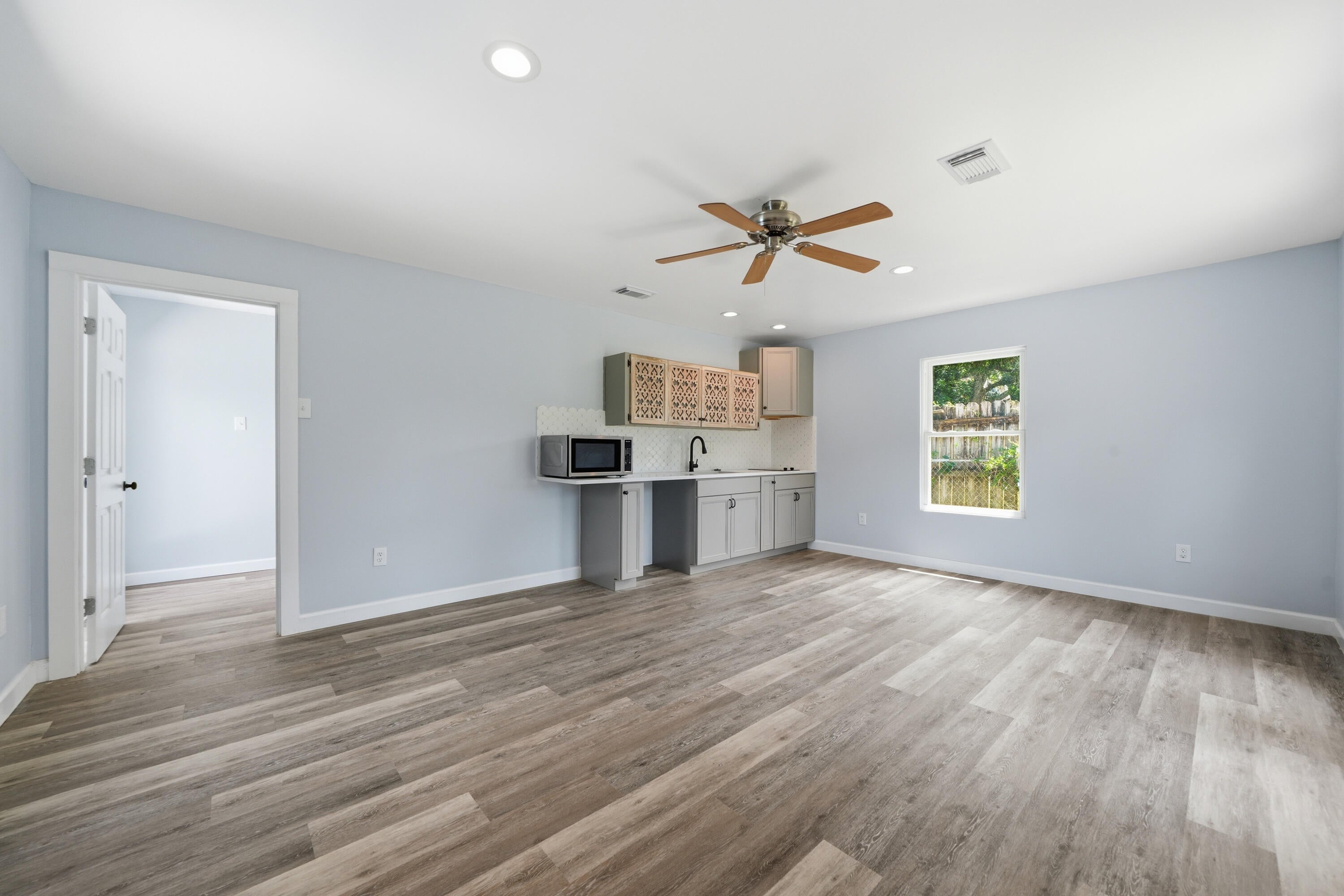 HIGHLAND PARKS - Residential