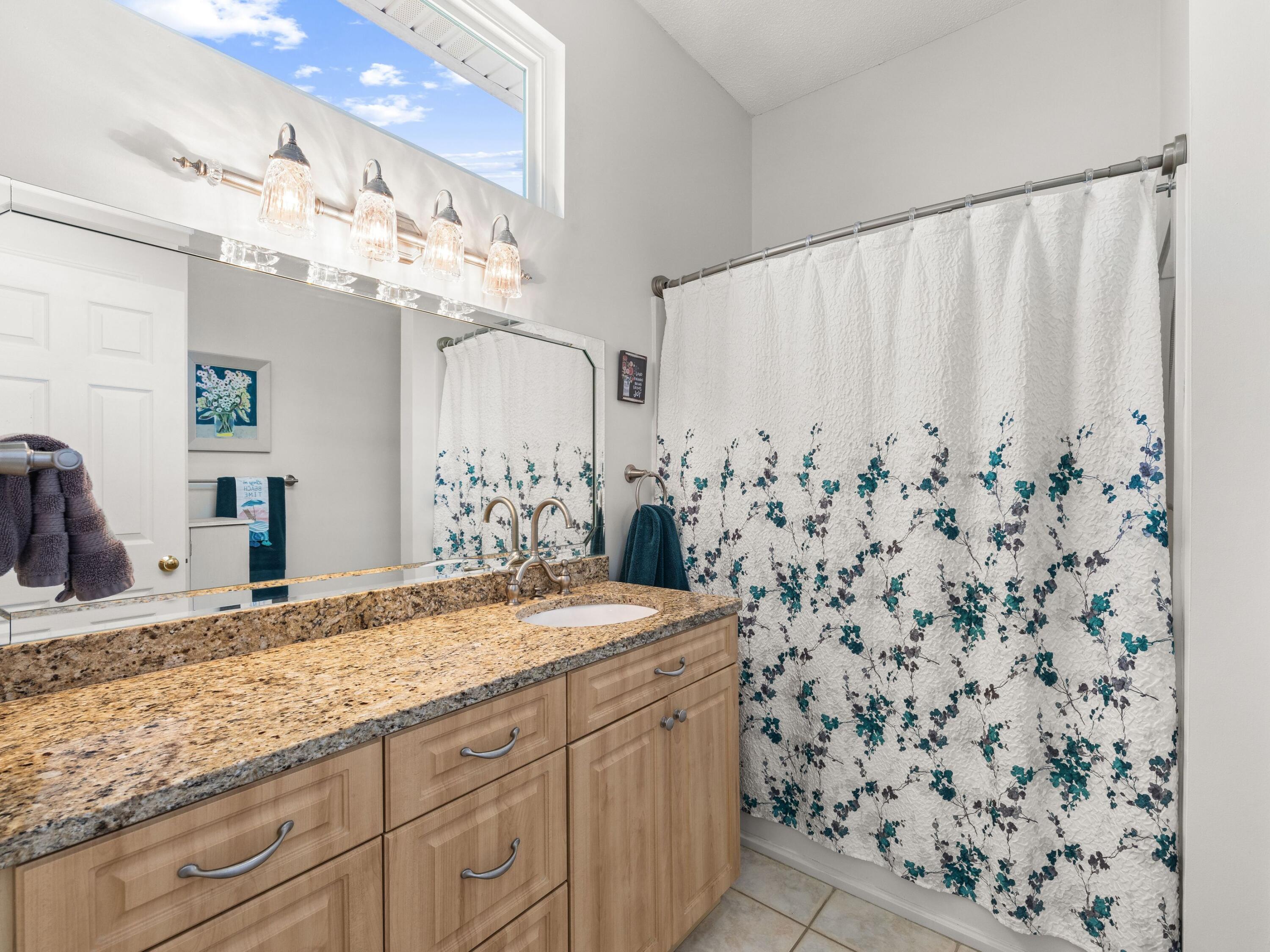 GULF VISTA - Residential