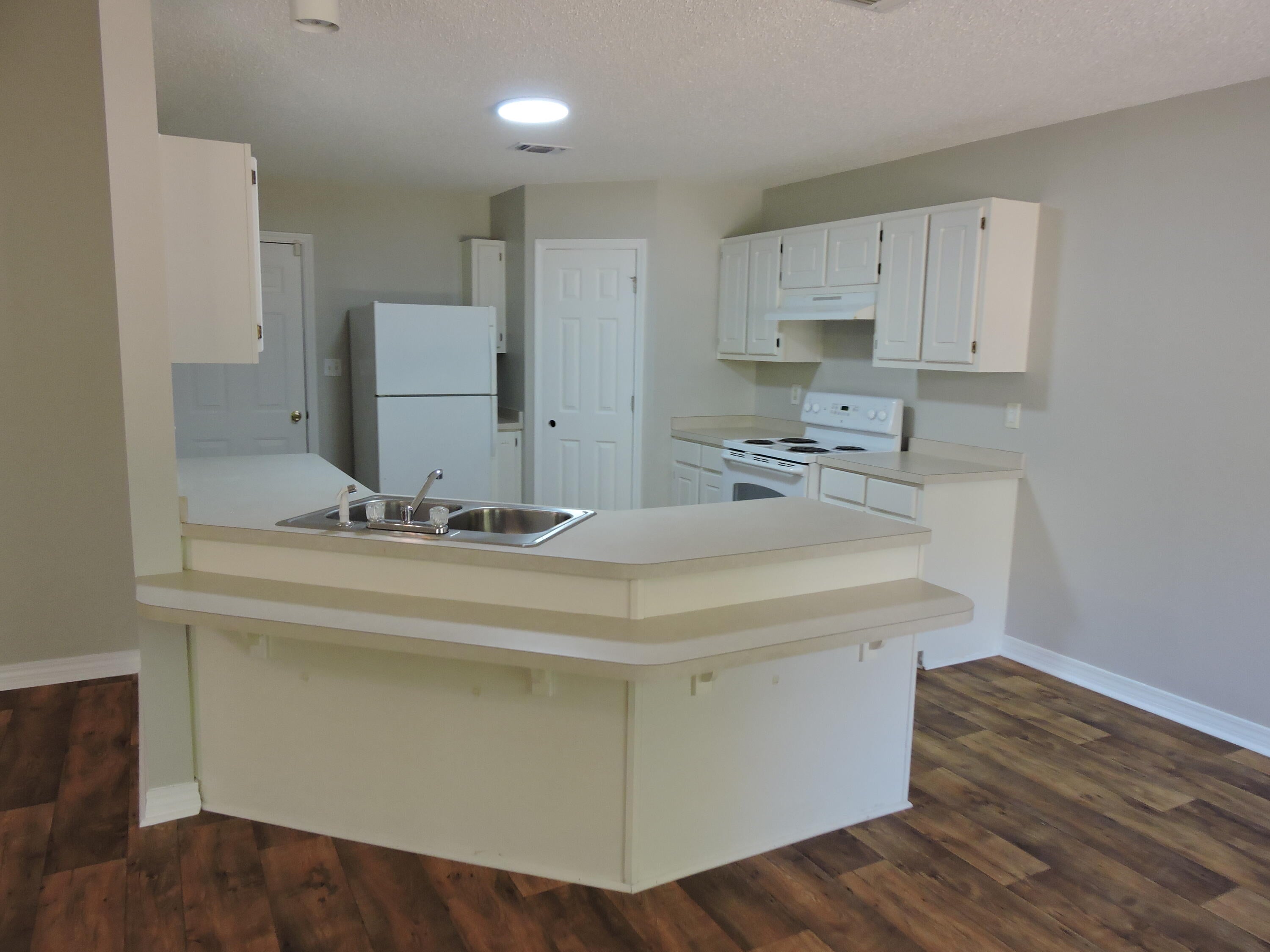 SUGAR CREEK S/D - Residential Lease