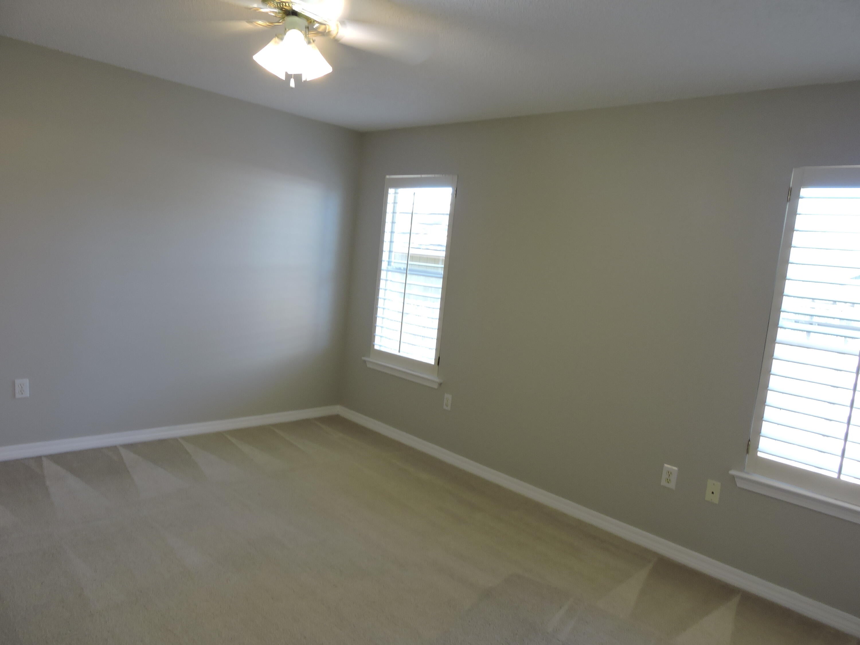 SUGAR CREEK S/D - Residential Lease