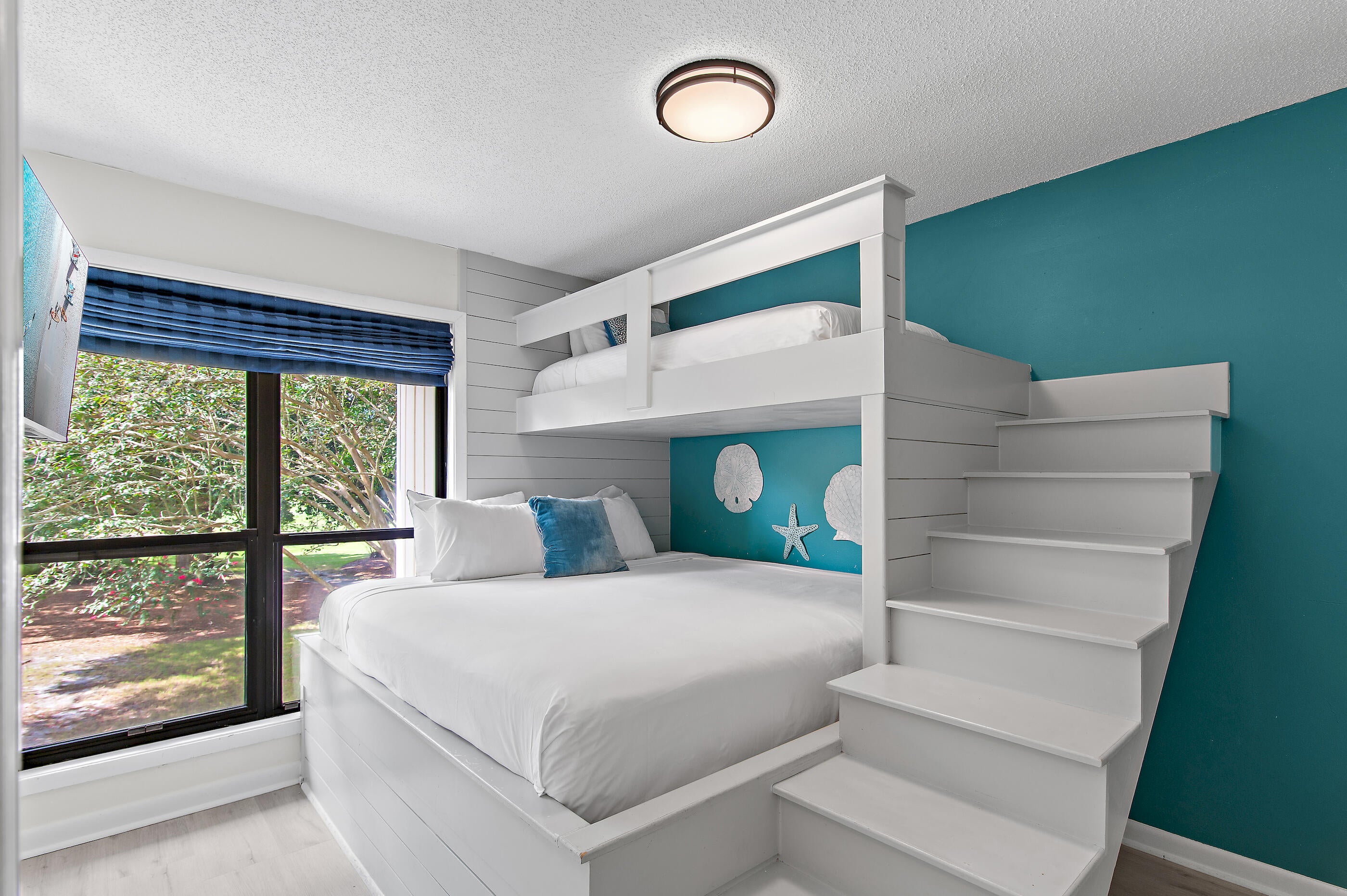 SANDPIPER VILLAGE CONDO - Residential