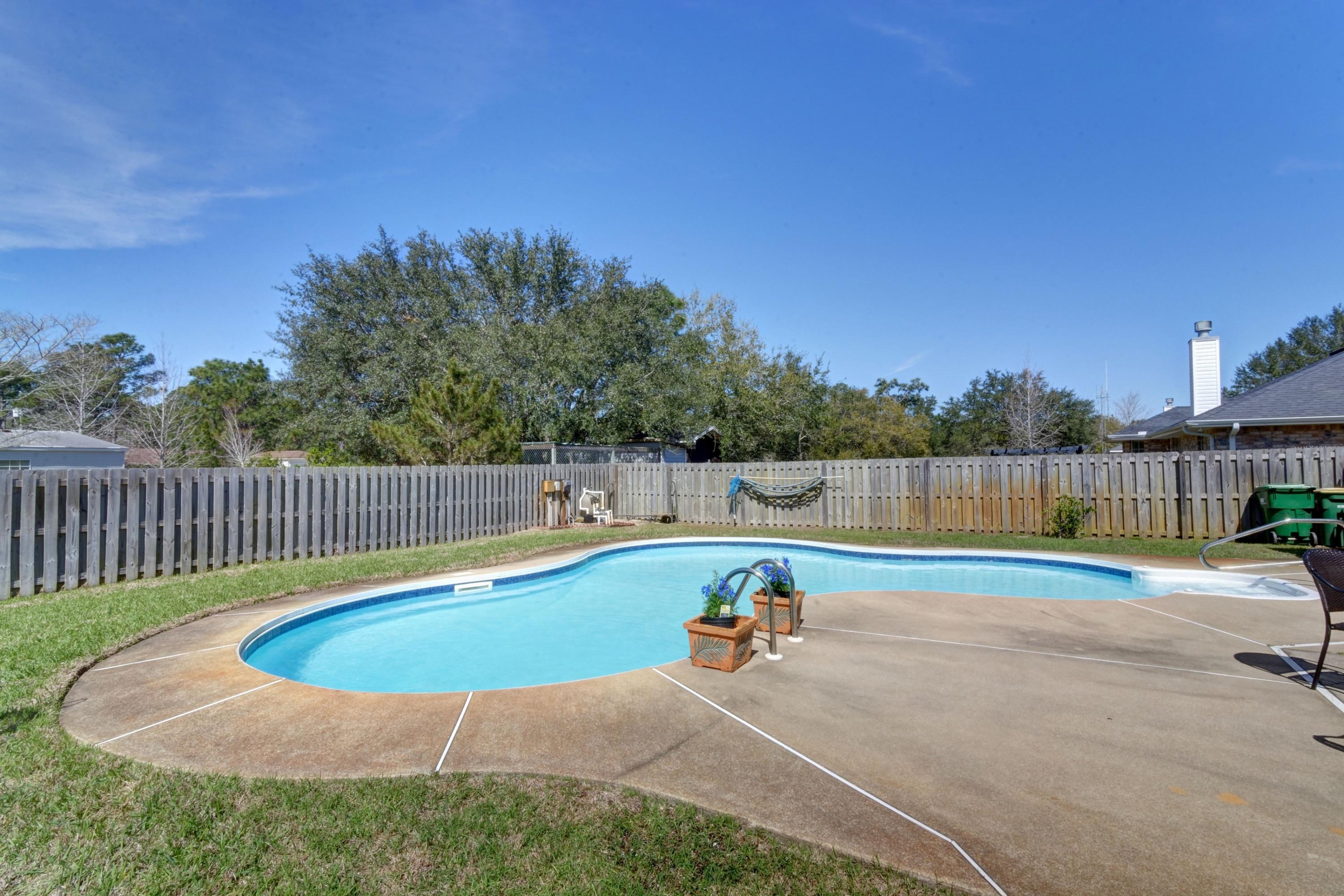 MARION MANOR - Residential