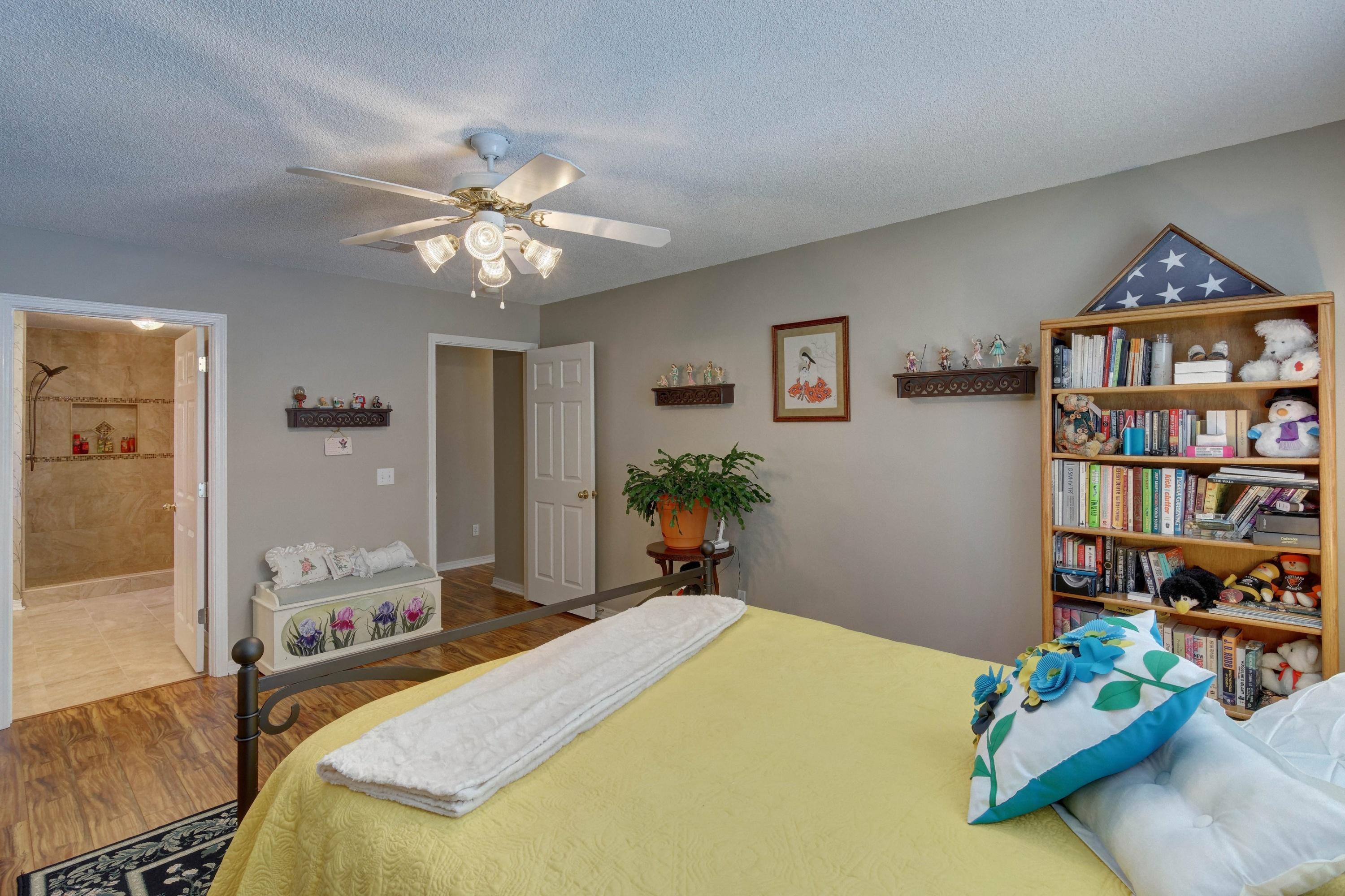 MARION MANOR - Residential