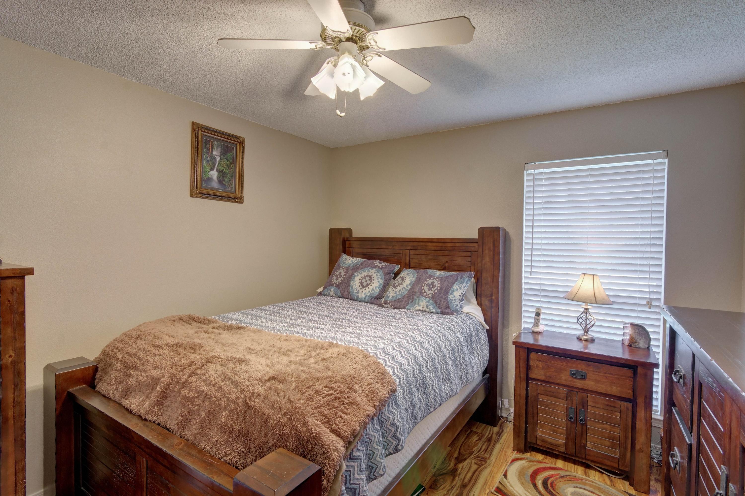 MARION MANOR - Residential