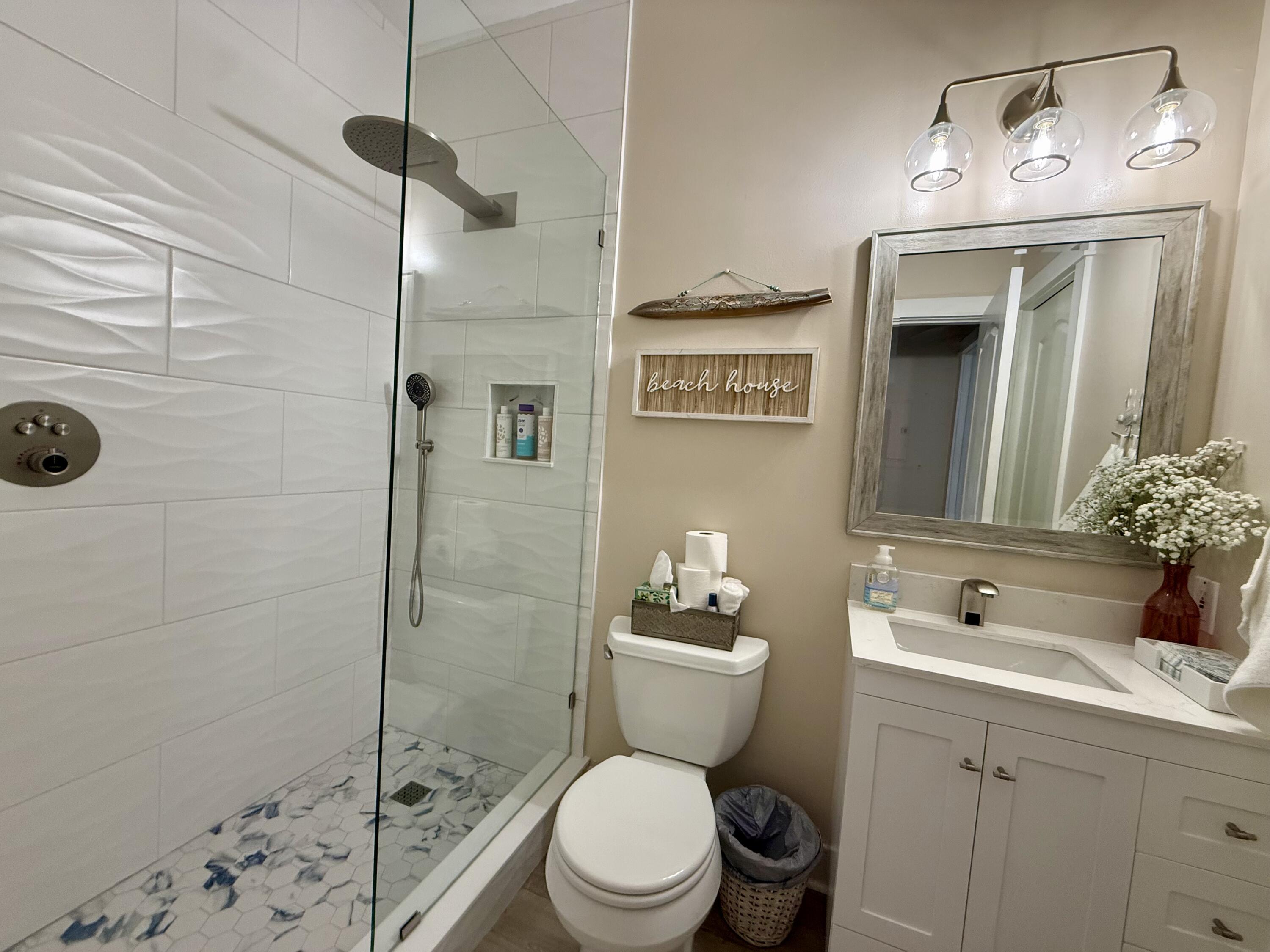 VILLAGE AT NAVARRE - Residential Lease