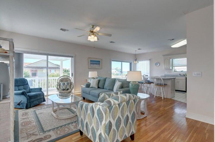 VILLAGE AT NAVARRE - Residential Lease