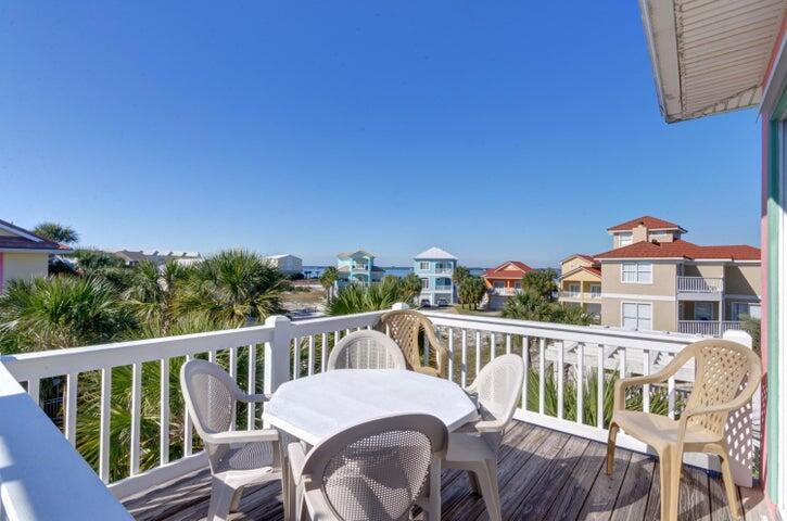 VILLAGE AT NAVARRE - Residential Lease