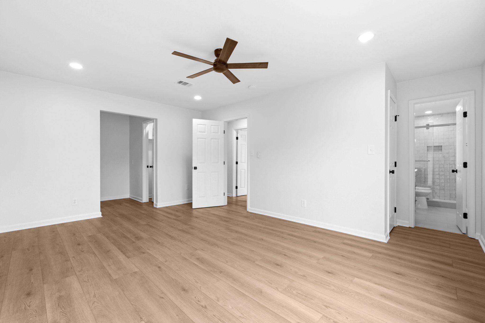Diamond Head-Lakeside - Residential