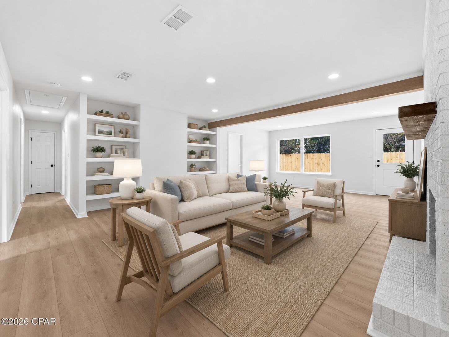 Diamond Head-Lakeside - Residential