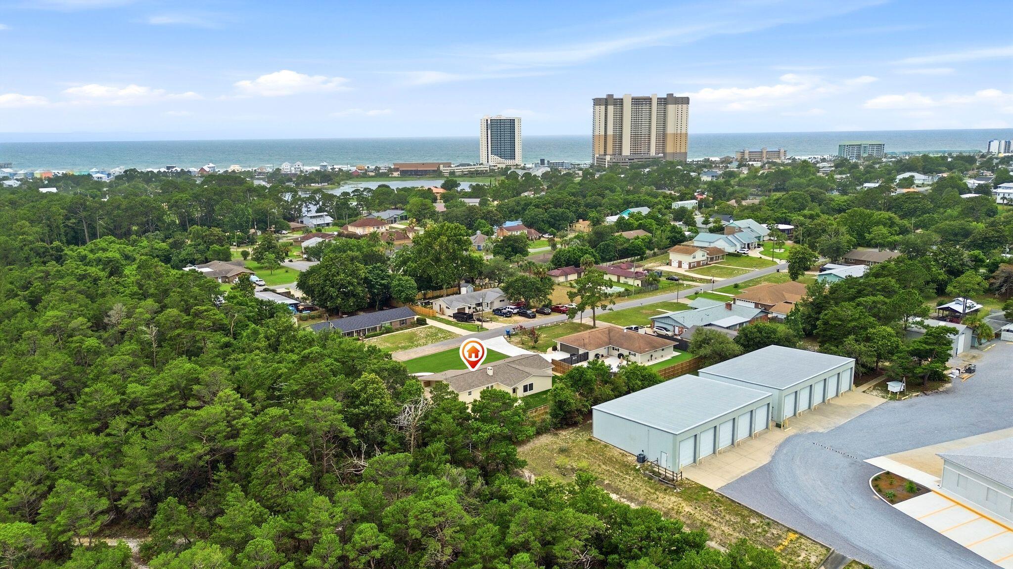 Diamond Head-Lakeside - Residential
