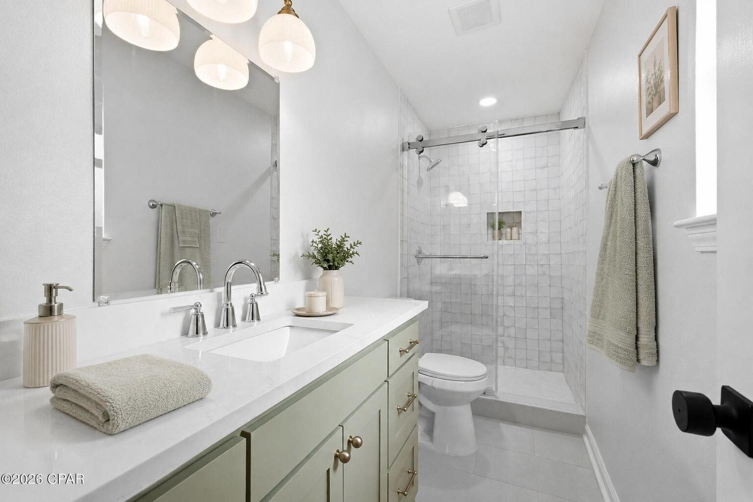 Diamond Head-Lakeside - Residential