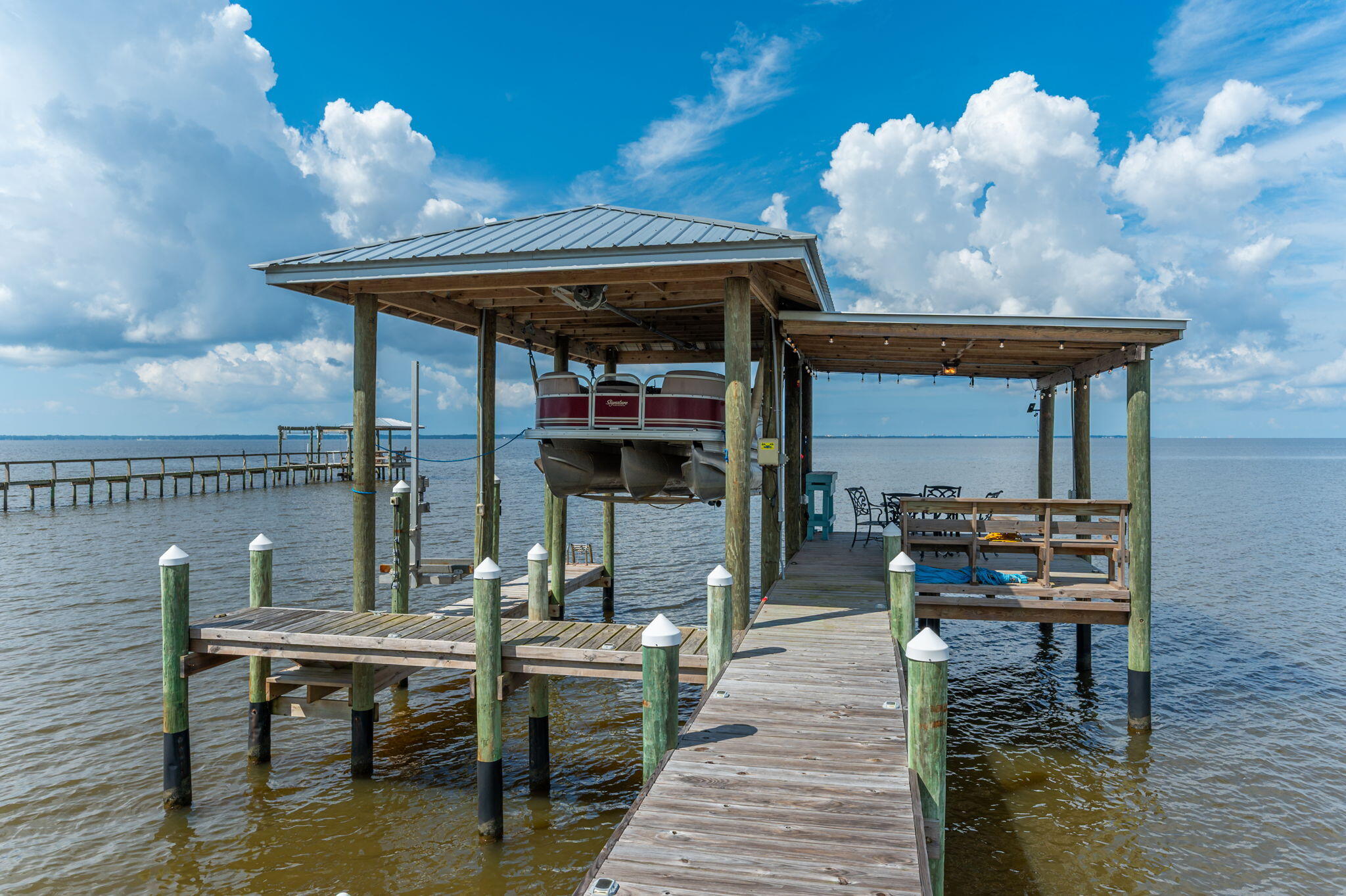 BAY HARBOUR - Land