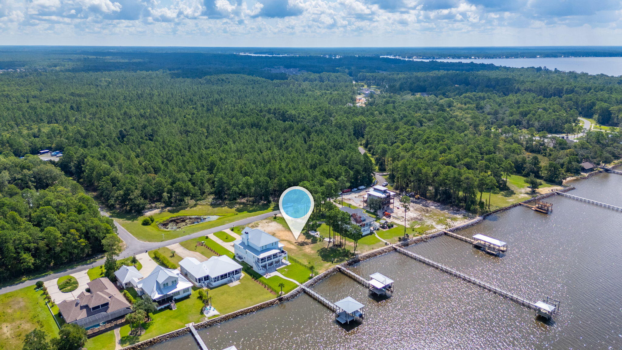 BAY HARBOUR - Land