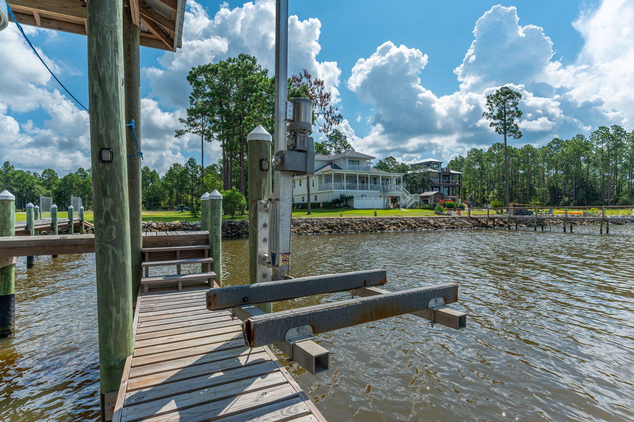 BAY HARBOUR - Land