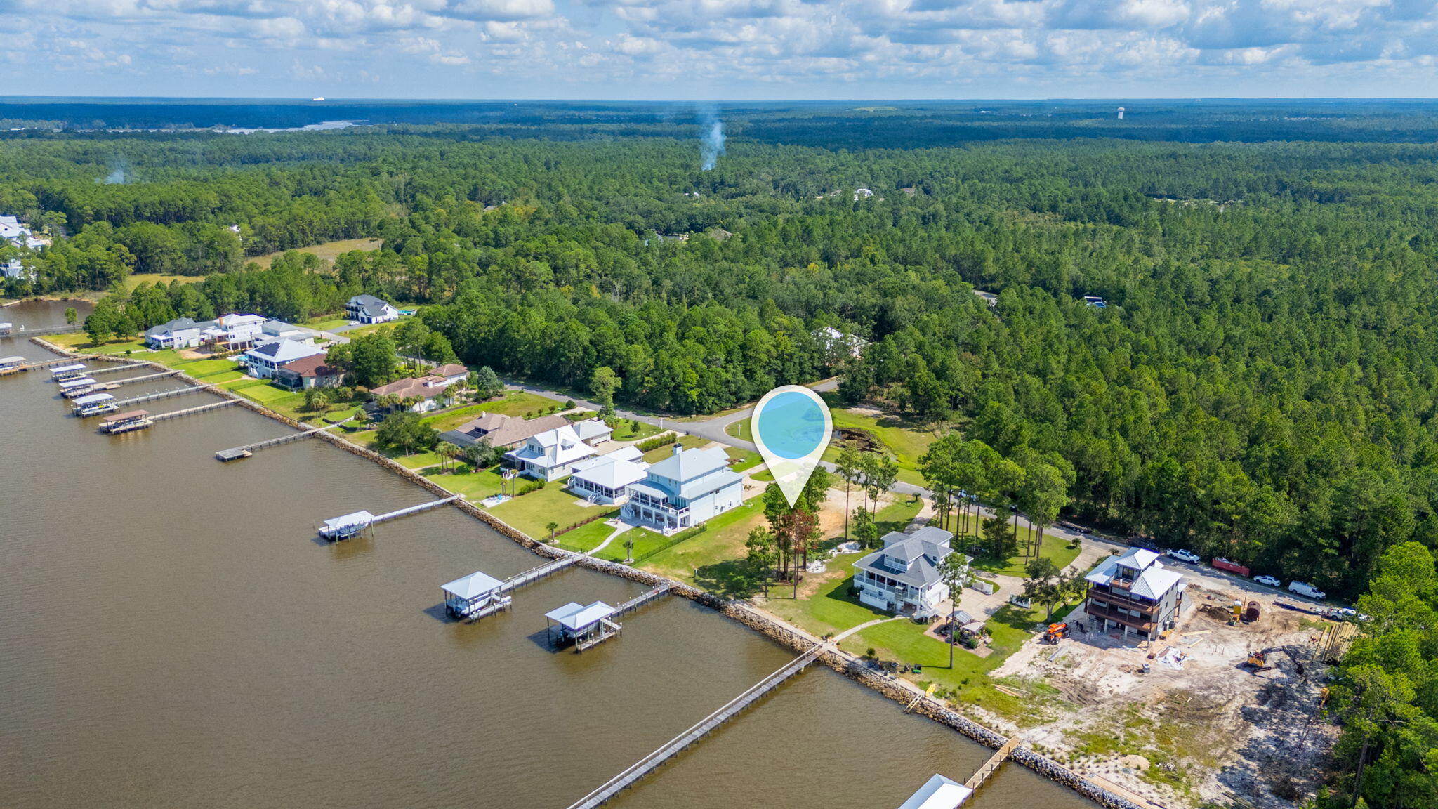 BAY HARBOUR - Land