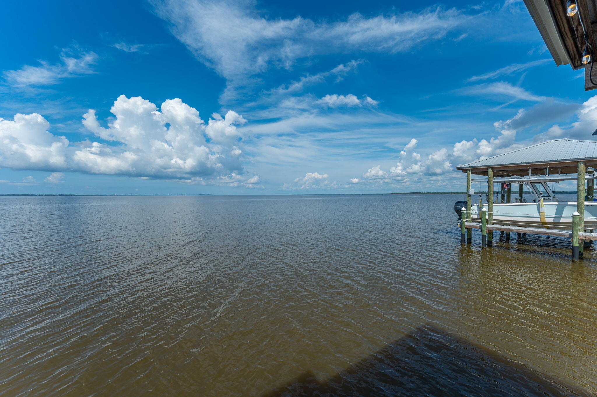 BAY HARBOUR - Land