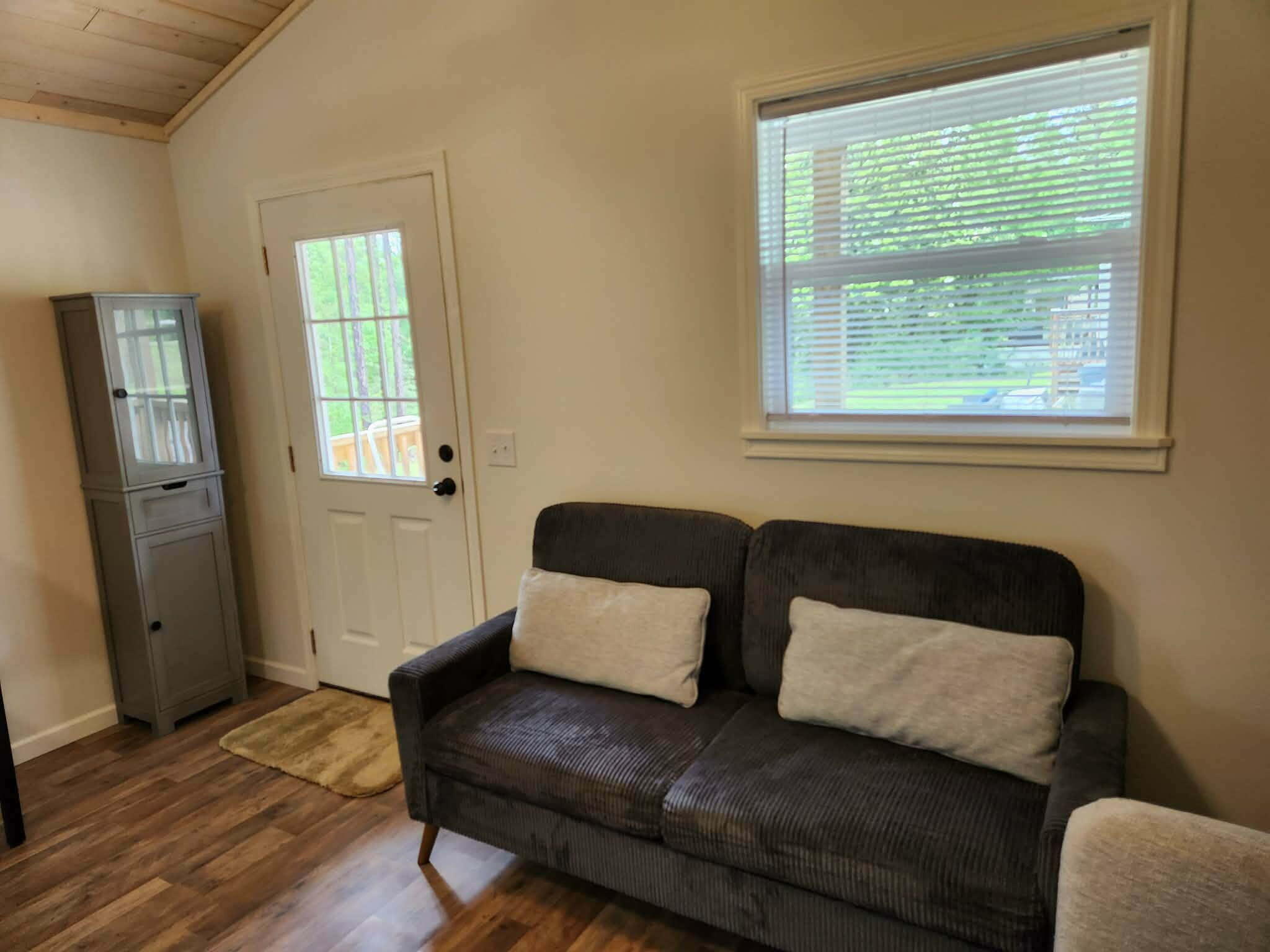 OAKWOOD HILLS UNIT 1 - Residential
