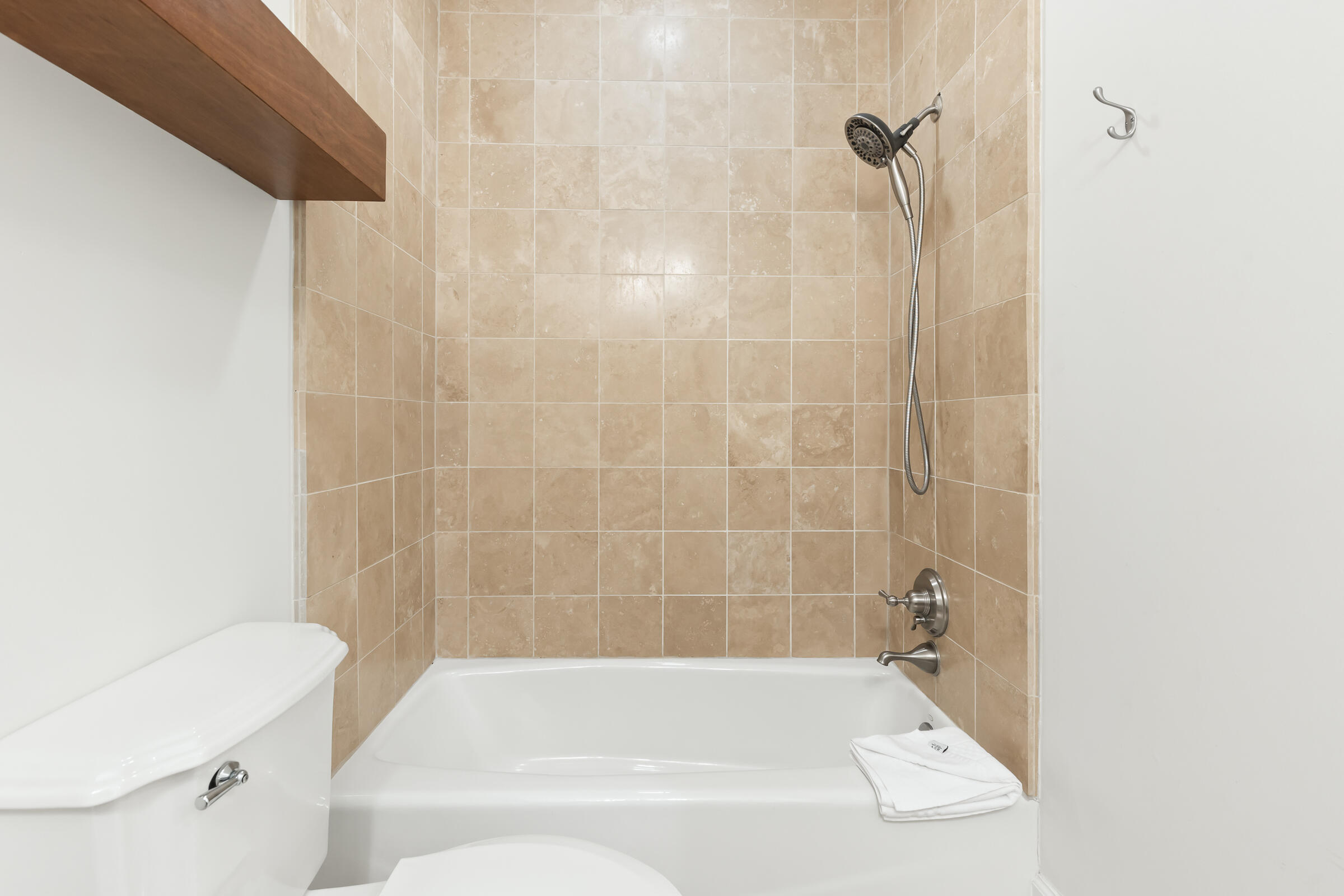 SANCTUARY AT REDFISH - Residential