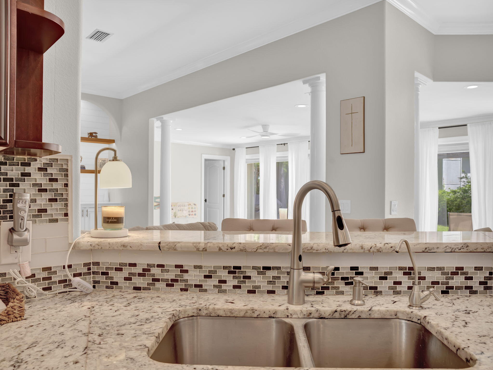 HOLLEY BY THE SEA - Residential
