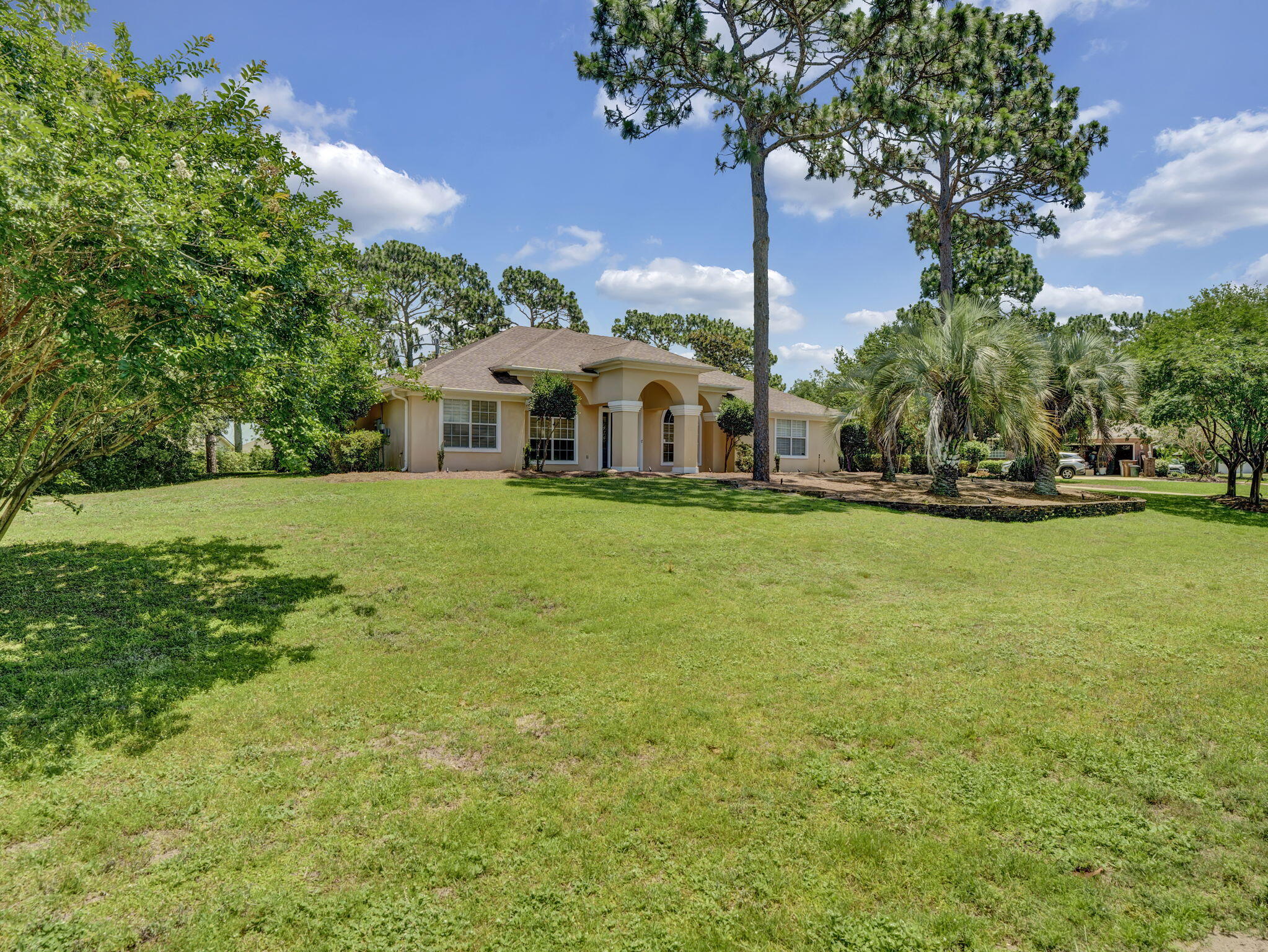 HOLLEY BY THE SEA - Residential