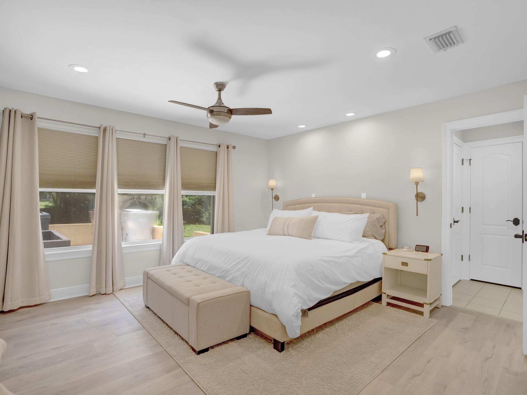HOLLEY BY THE SEA - Residential