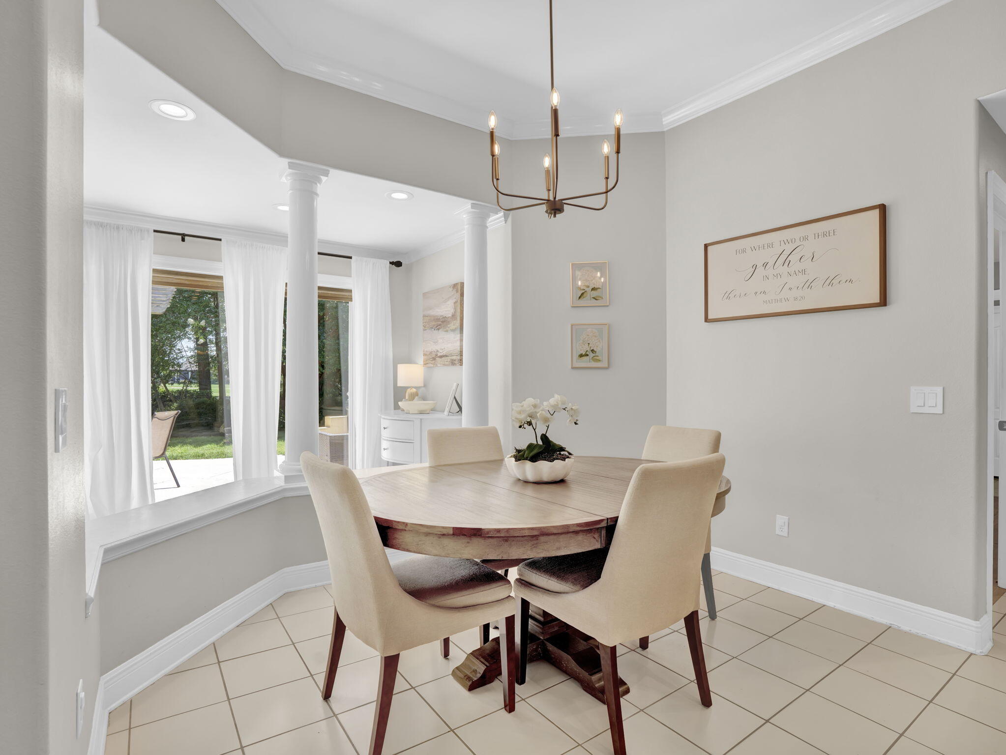 HOLLEY BY THE SEA - Residential