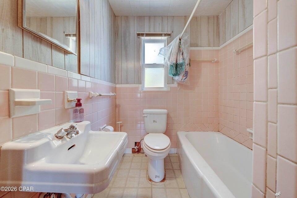EDGEWOOD - Residential