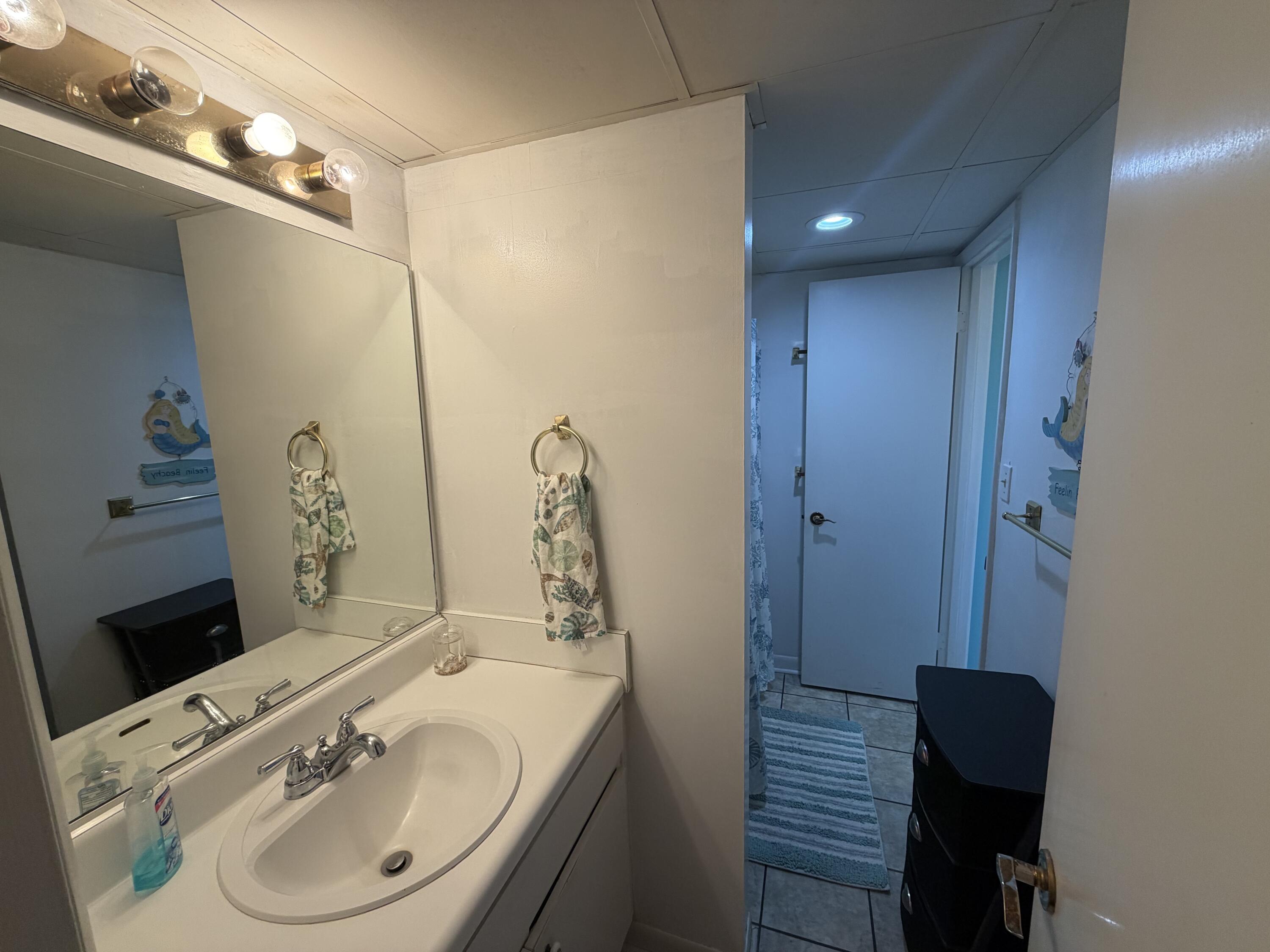 SUNBIRD CONDO - Residential