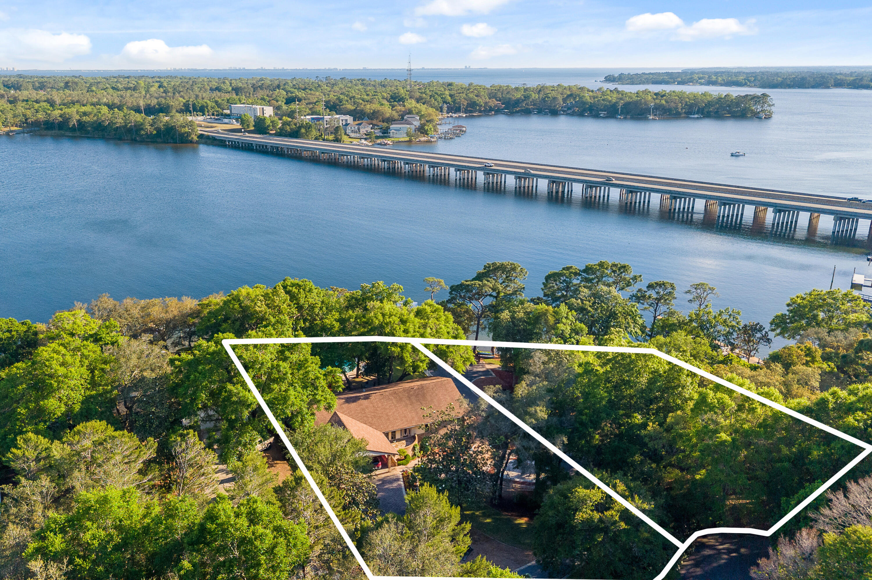 ROCKY BAYOU COUNTRY CLUB ESTATES 5 - Residential