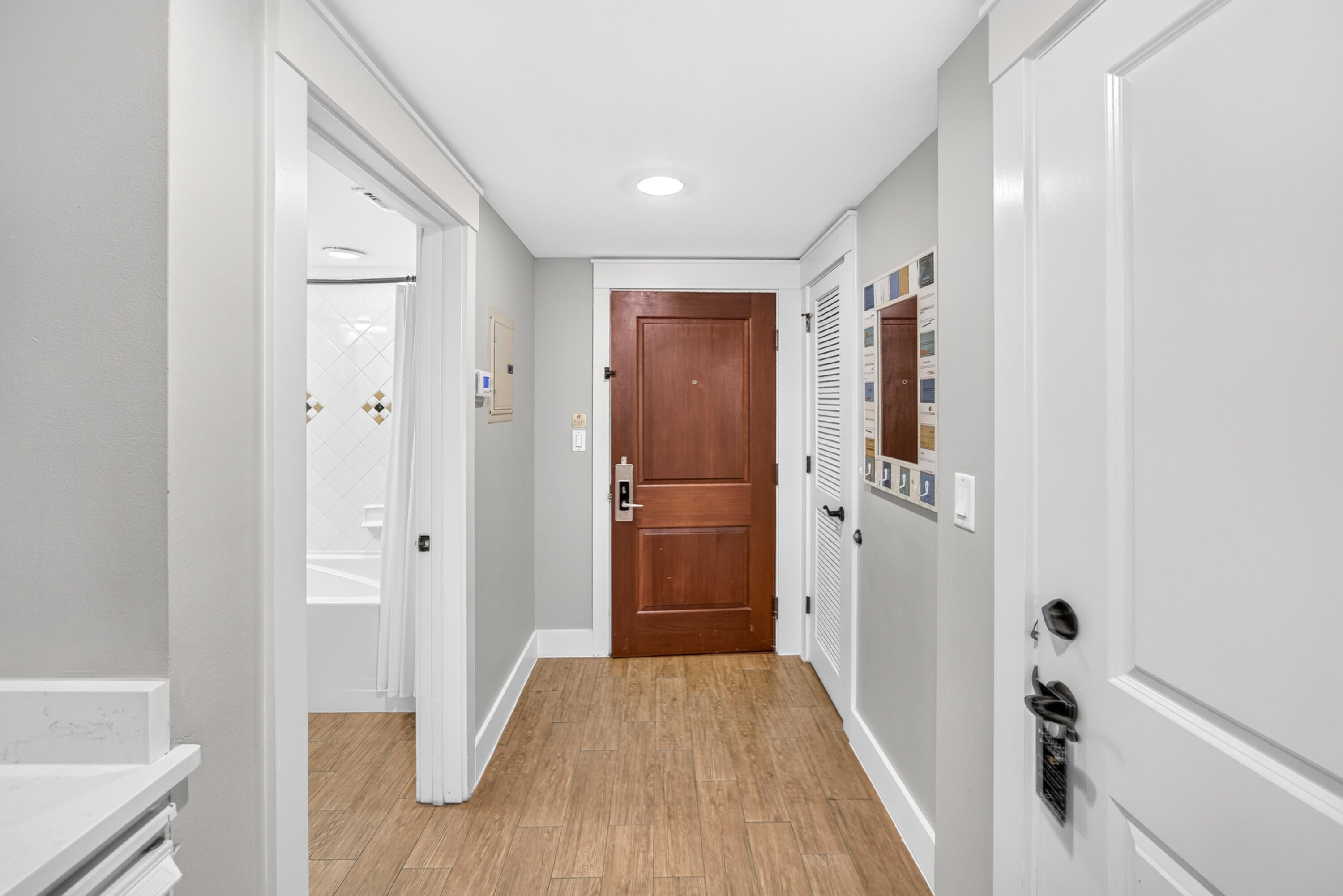 PILOT HOUSE - Residential