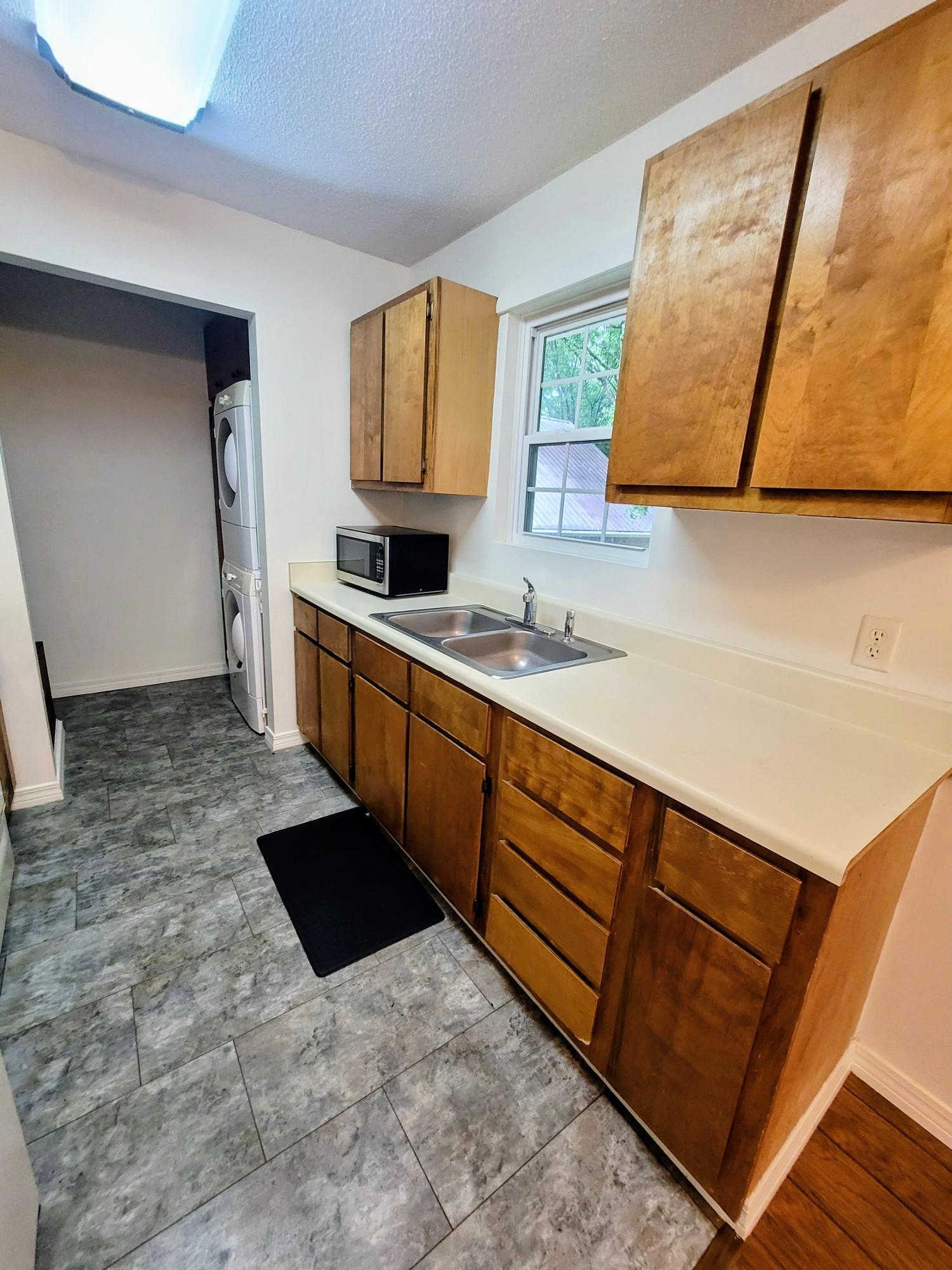 METES & BOUNDS - Residential Lease