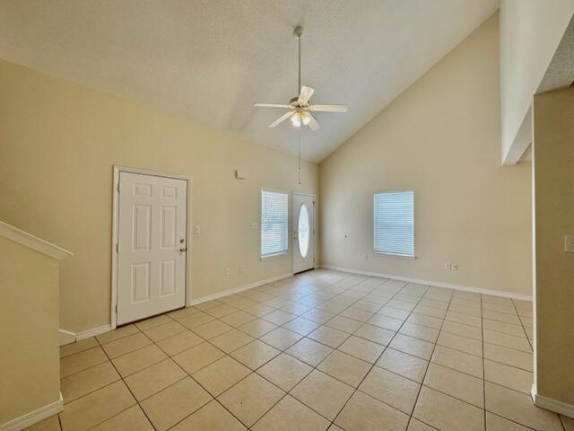 SANTA ROSA OAKS CONDOMINIUM - Residential