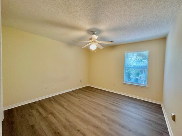 SANTA ROSA OAKS CONDOMINIUM - Residential