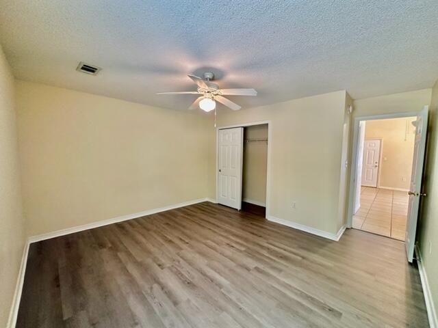 SANTA ROSA OAKS CONDOMINIUM - Residential