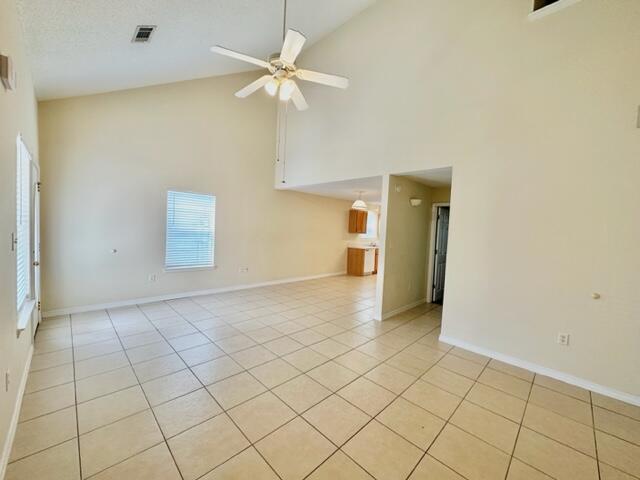 SANTA ROSA OAKS CONDOMINIUM - Residential