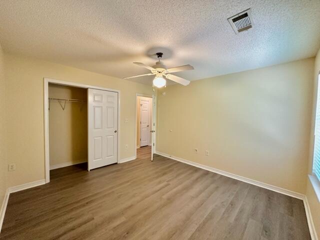 SANTA ROSA OAKS CONDOMINIUM - Residential